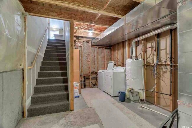 Building Photo - 2406 E 1170 S