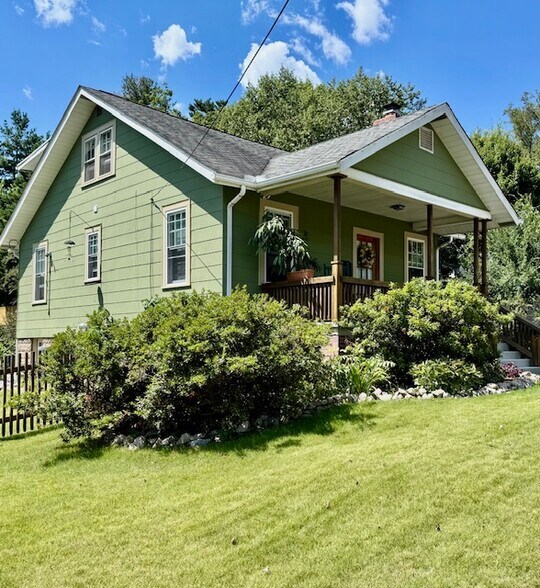 Building Photo - 2210 N Lexington St