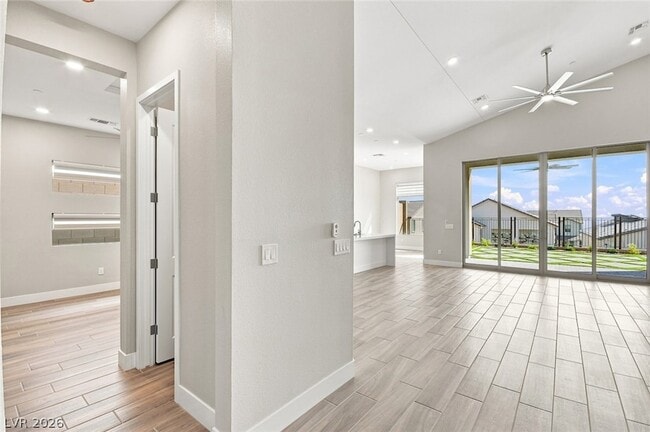 Building Photo - 964 Skyview Cv Ct
