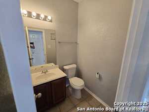 Building Photo - 4514 Cerca Royale