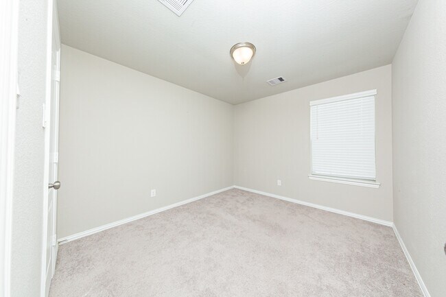 Building Photo - 31303 Palomino Ranch Path