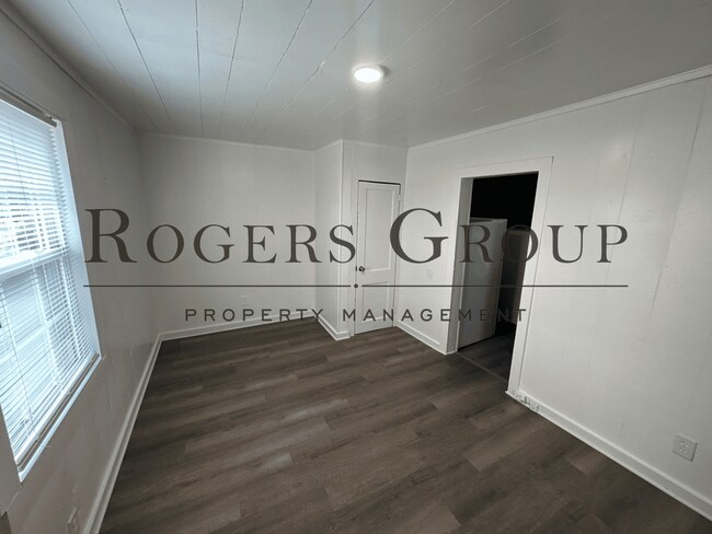 Building Photo - *** $500 Rent Credit Special *** - Homes for Rent in Henderson NC - 142 Ransey Street - Schedule ...