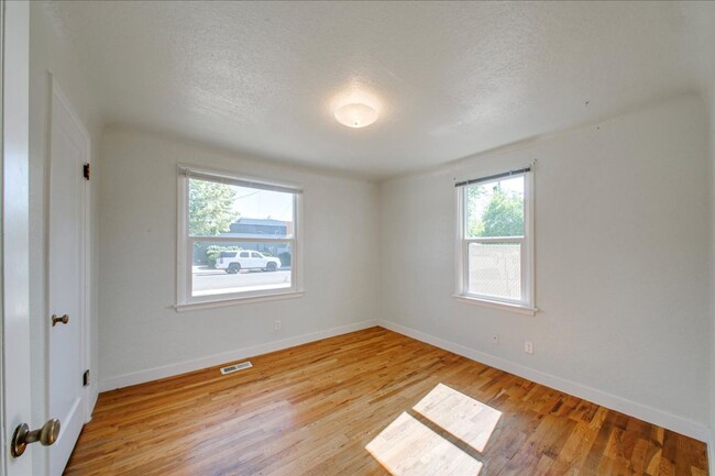 Building Photo - Boise Bench Bliss – Location, Style, and S...