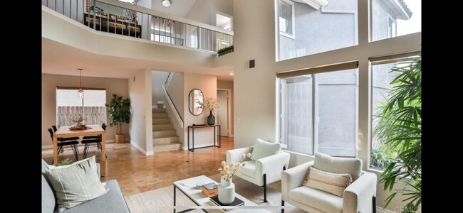 Building Photo - 1727 Avenida Alta Mira