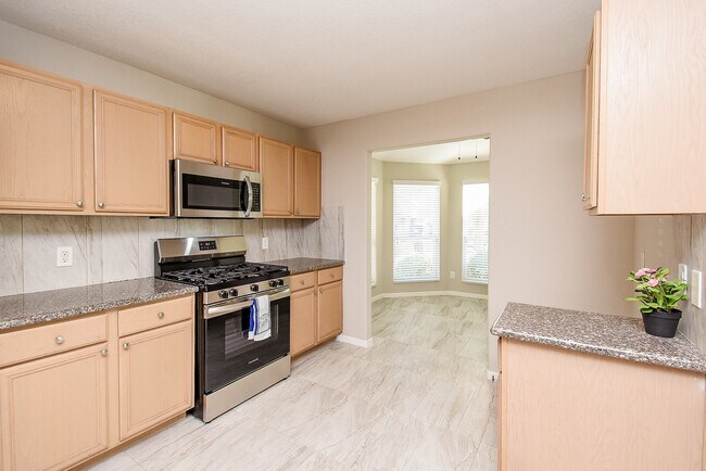 Building Photo - 5011 Ivy Fair Way