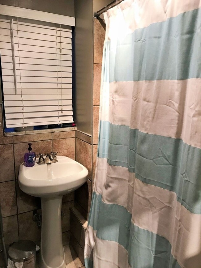 Building Photo - 3603 Dawson St