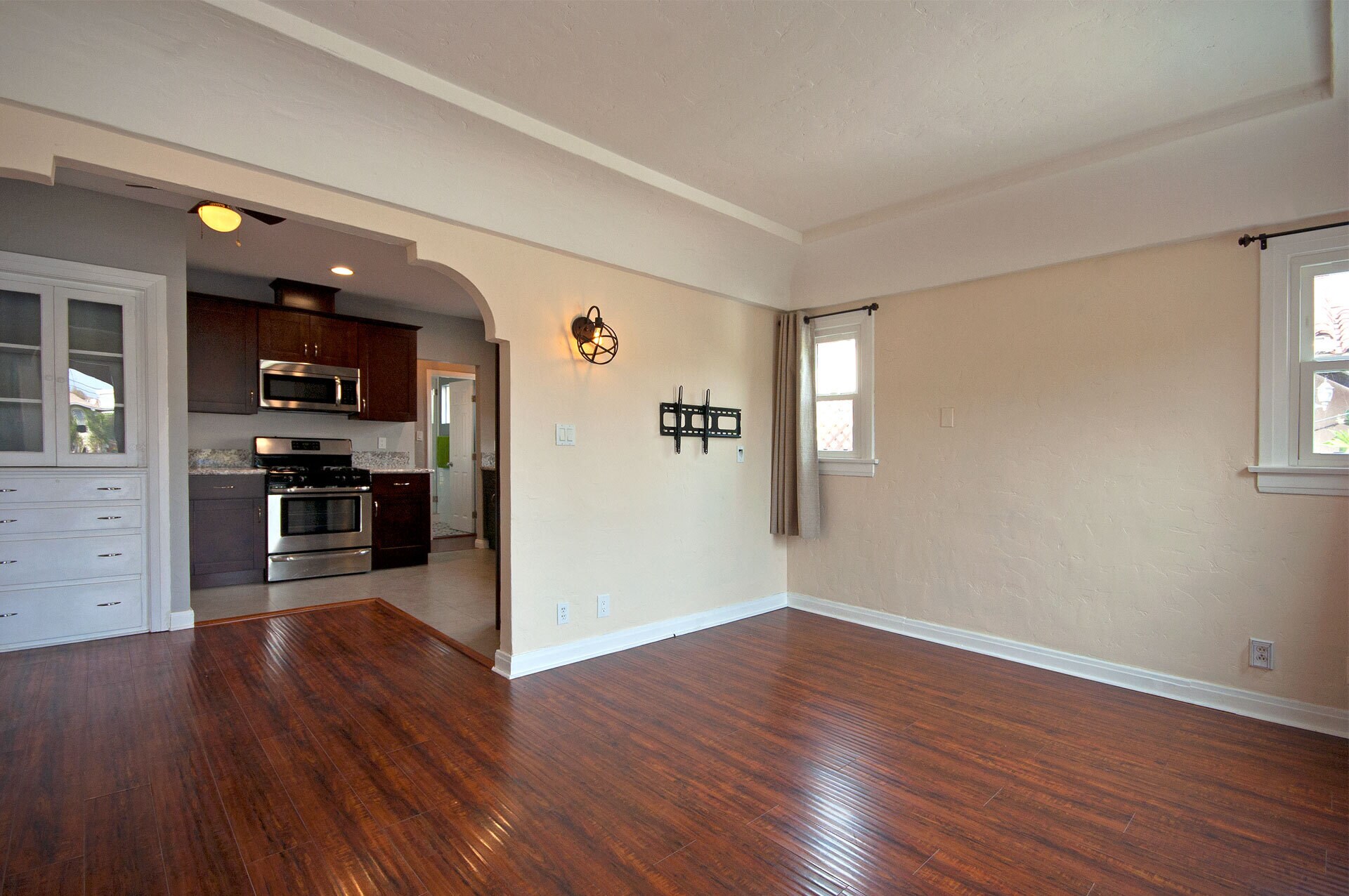 Building Photo - 4032 Garden Ave