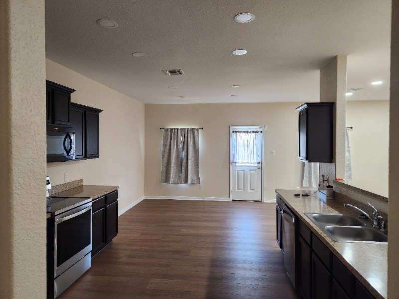 Building Photo - 1548 Breanna Ln