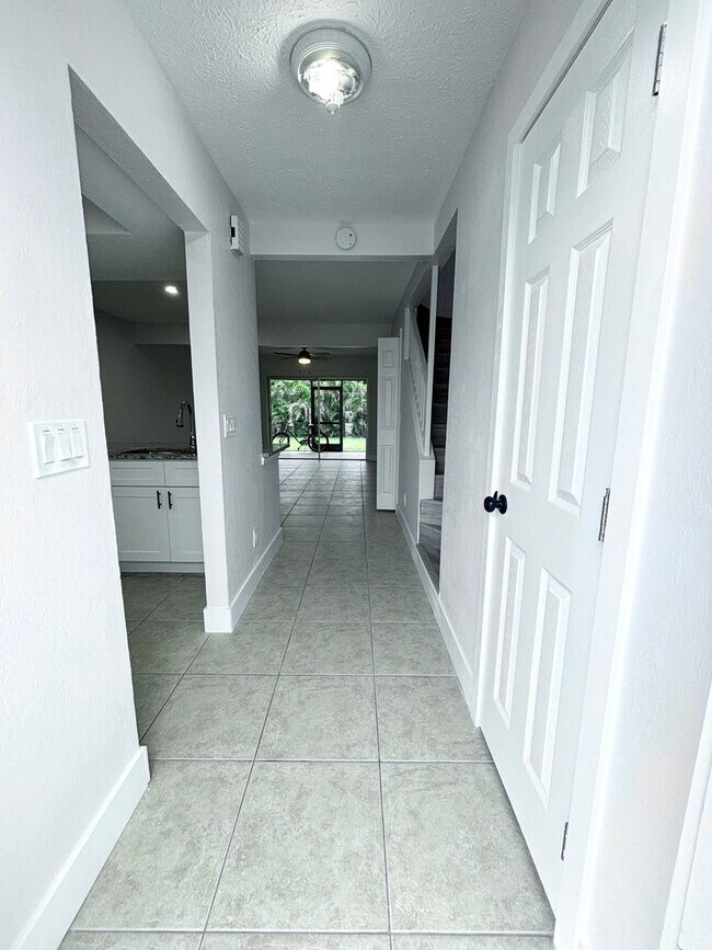 Building Photo - Stunningly Remodeled 2-Bed, 1.5-bath, with...