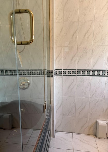 Building Photo - 84-36-8252 252nd St