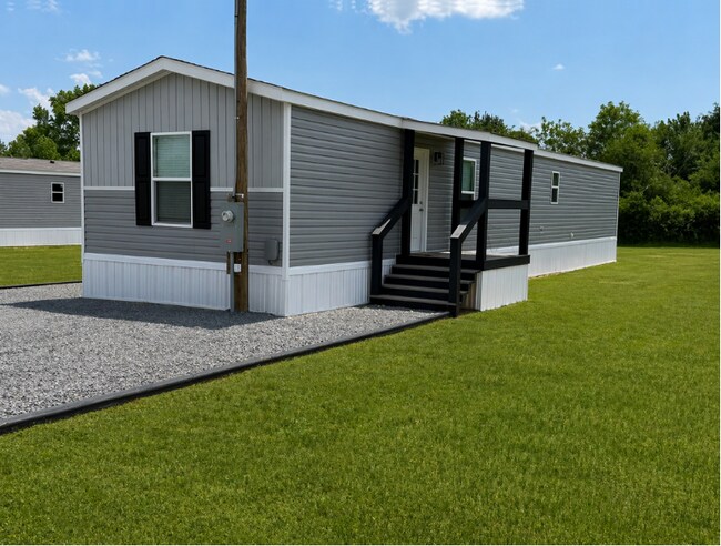 Building Photo - Cottonwood Acres- Lot 4