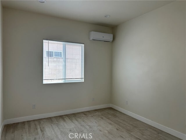 Building Photo - 14023 Dillerdale St