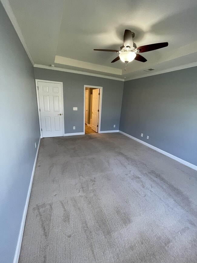 Building Photo - 717 Gazania Ln