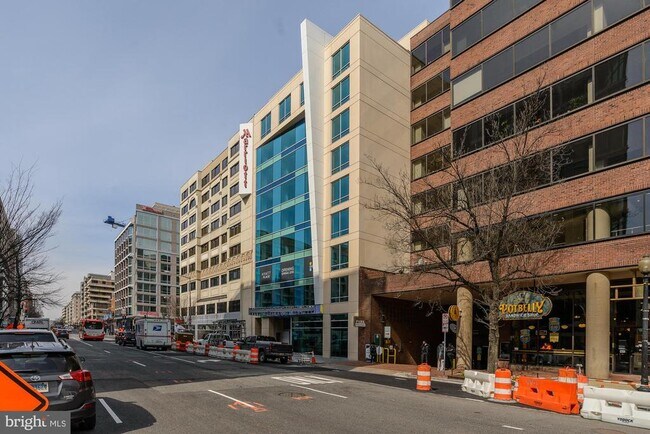 Building Photo - 1260 21st St NW