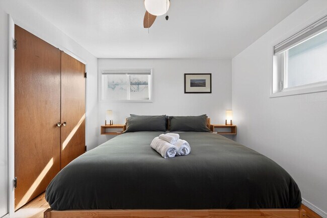 Building Photo - 9314 54th Ave S