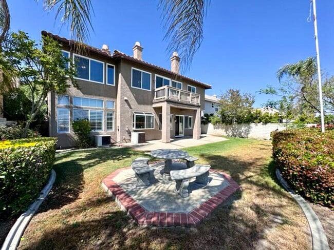 Building Photo - COMING SOON! Large Murrieta home available for LEASE!