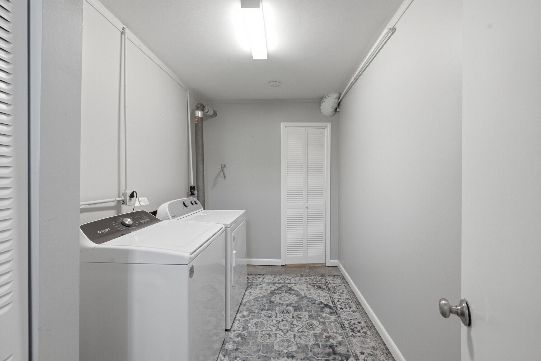 Laundry room with washer, dryer - 254 Summit Ridge Dr