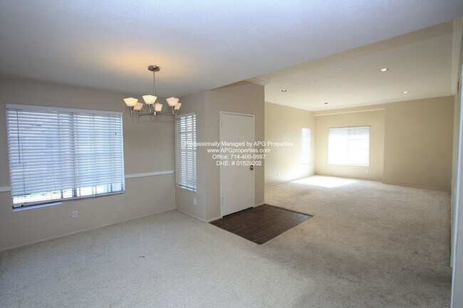 Building Photo - 171 Greenfield-