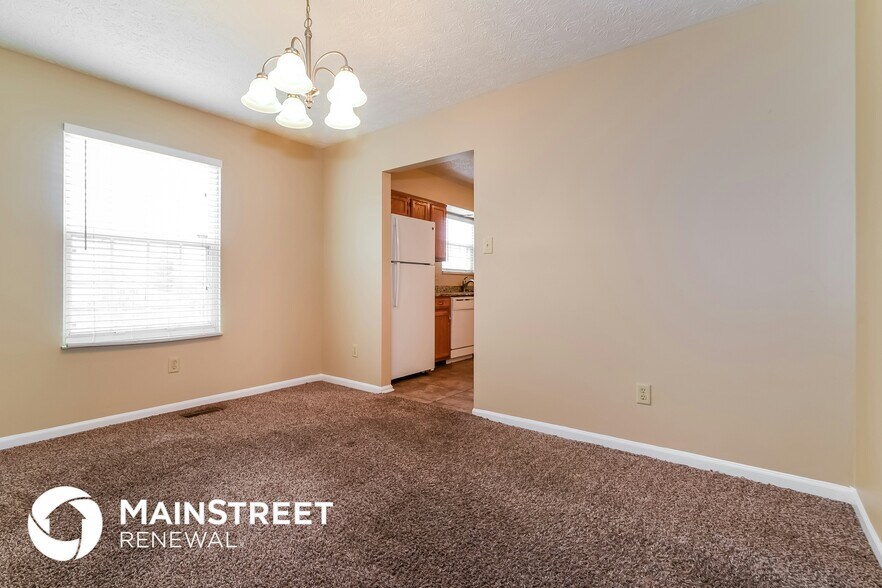 Building Photo - 7727 Maradona Dr S