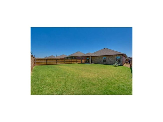 Building Photo - Contemporary Home + Wood Floors + Storm Shelter + Edmond Schools