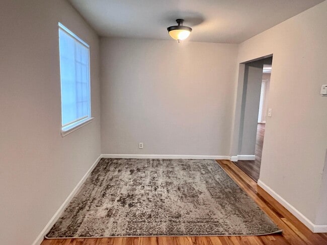 Building Photo - 1874 Villa St