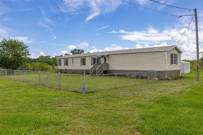 Building Photo - 3301 County Rd 547