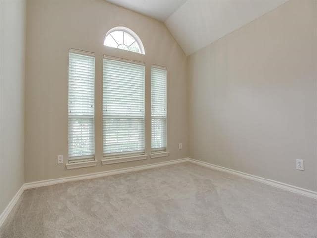 Building Photo - 8421 Gateway Dr