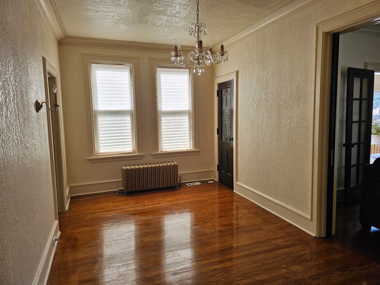 Dining room - 508 Maple Ave