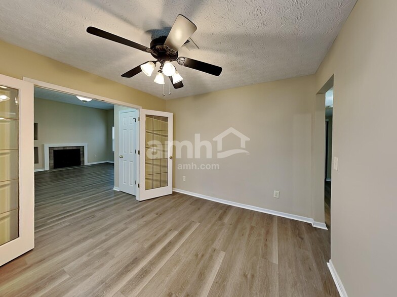 Building Photo - 7794 Birch Creek Dr