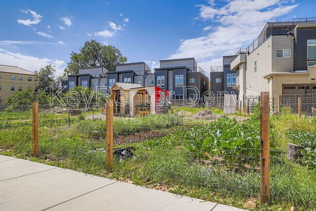 Building Photo - 2876 W 53rd Ave