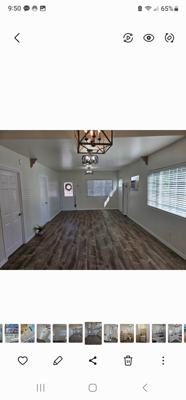 Building Photo - 615 Forest Ave