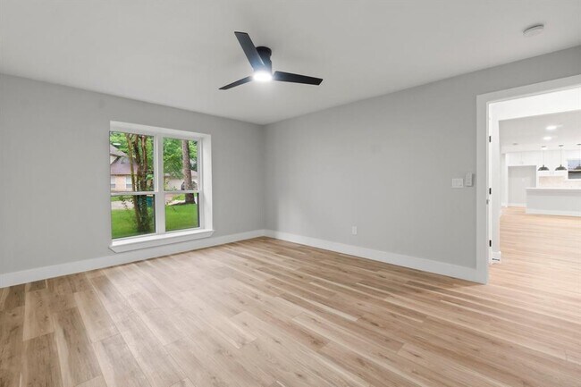 Building Photo - 9 Indian Cedar Ln
