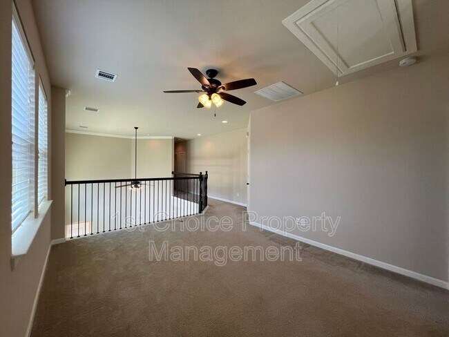 Building Photo - 1030 Lone Ivory Trail