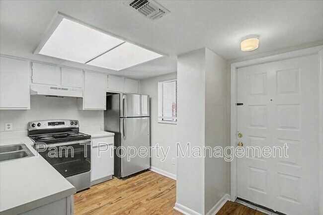 Building Photo - 12510 White Bluff Rd