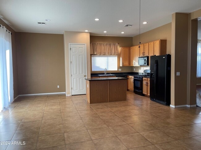 Building Photo - 25774 N Desert Mesa Dr