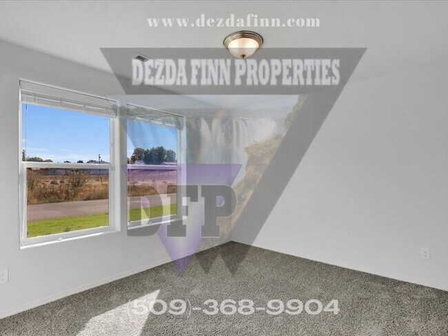 Building Photo - Recently Built, 3 Bed, 2 Bath, 1 Level Spo...