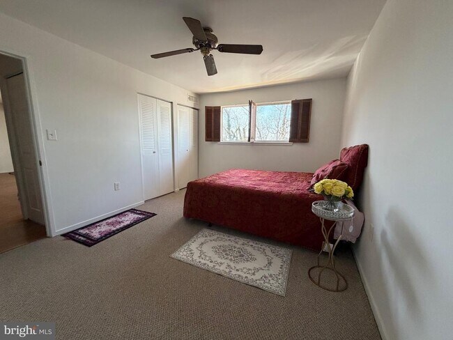 Building Photo - 7352 Lee Hwy