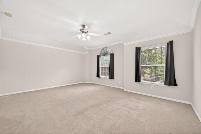 Building Photo - 11 Nestlewood Pl