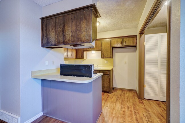 Building Photo - Discover Your New Home: 2-Bedroom Duplex A...