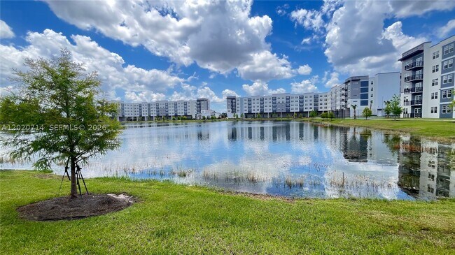 Building Photo - 5579 Millennia Park Dr