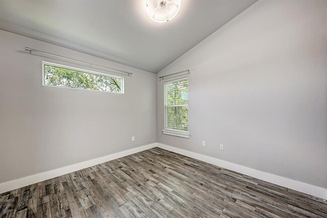 Building Photo - 5308 Downs Dr