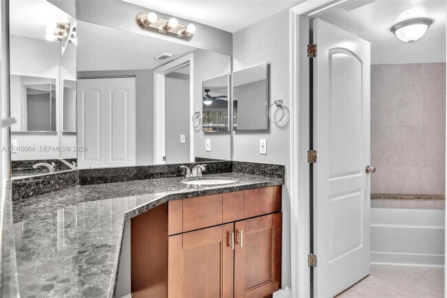 Building Photo - 2881 N Oakland Forest Dr
