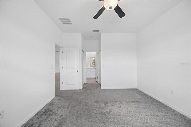 Building Photo - 363 Loch Ct