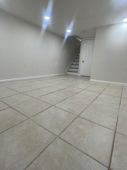 Finished basement - 112 S Haven St