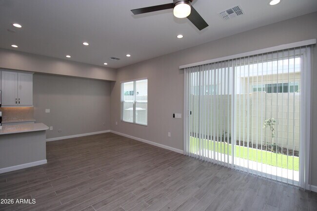 Building Photo - 17042 N 50th Way