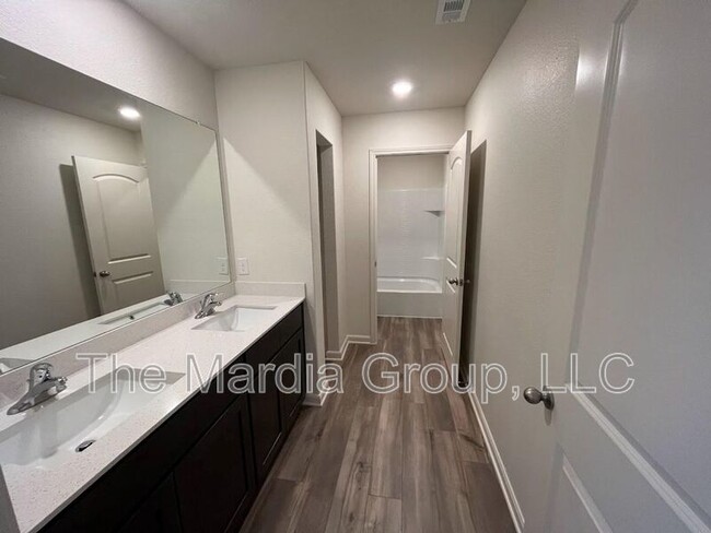 Building Photo - 13820 Musselshell Dr