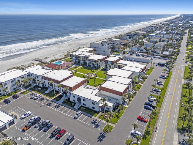 Building Photo - 2313 Costa Verde Blvd