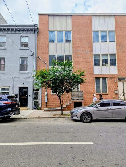 Building Photo - 1644 N 2nd St
