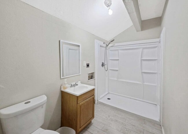 Building Photo - 1480 SE Rivergreen Cir