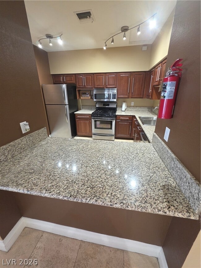 Building Photo - 2200 S Fort Apache Rd